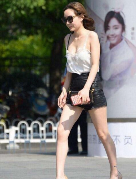 美女图片没有穿内衣_没有穿内衣的美女大全