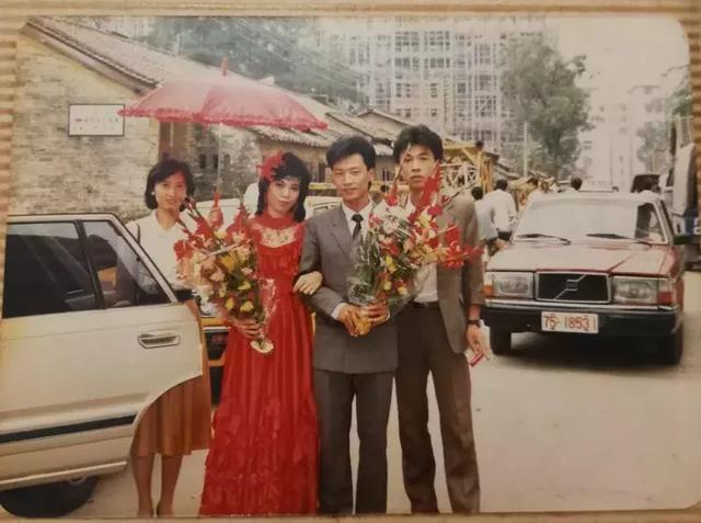 一辆出租车,承载的是一个城市的脸面,见证的是时代的变迁