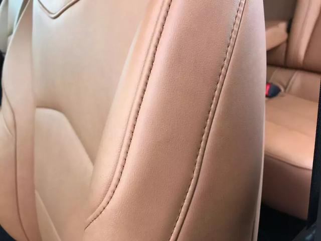 豪华中小型SUV,比宝马X1好看N倍,2.0T+9AT,2779mm的轴距