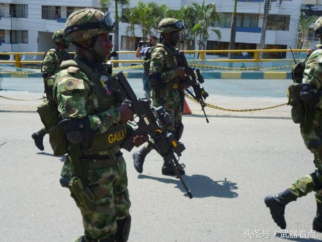 哥伦比亚特种部队,和军队新装备的加利尔ACE