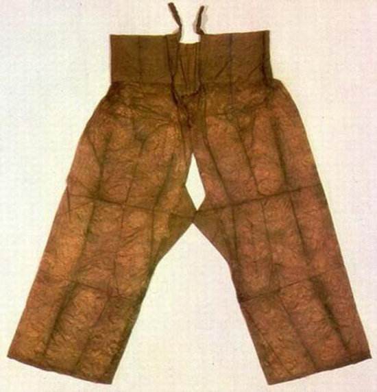 为了能够随时泄欲,让宫女穿开裆裤,是这位皇帝