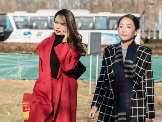 跟着《北京女子图鉴》看陈可衣品飙升