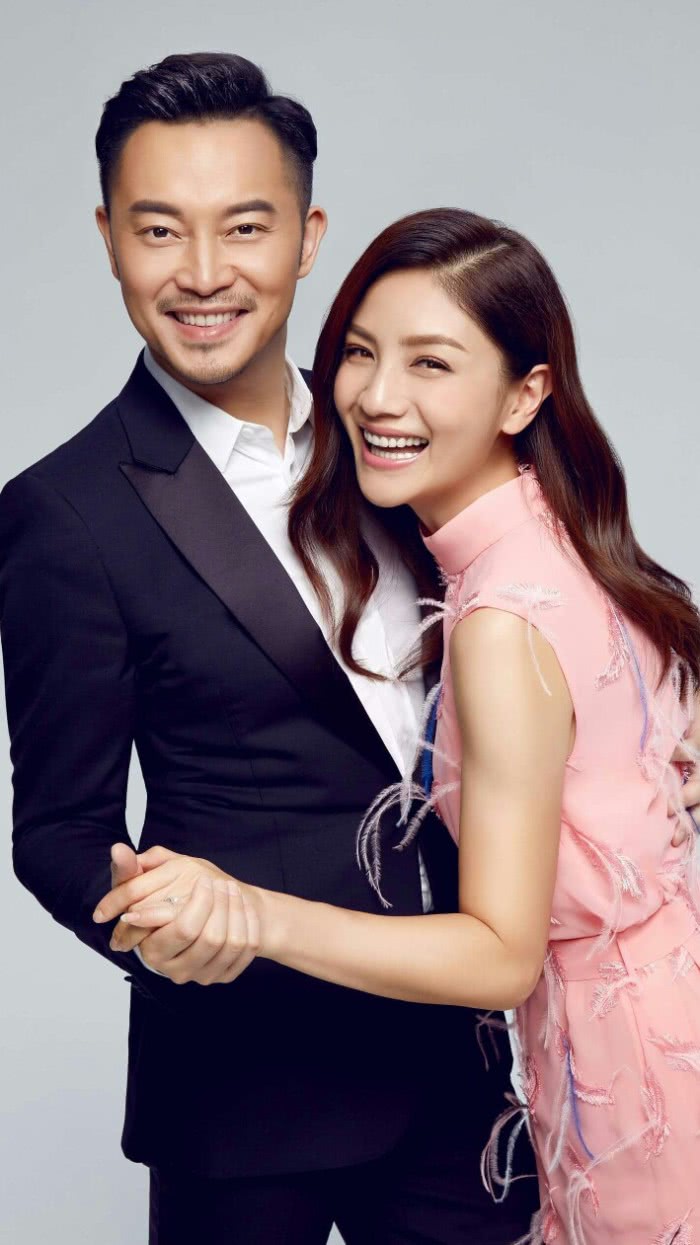 娱乐圈模范夫妻代表沙溢胡可，好幸福的一家人