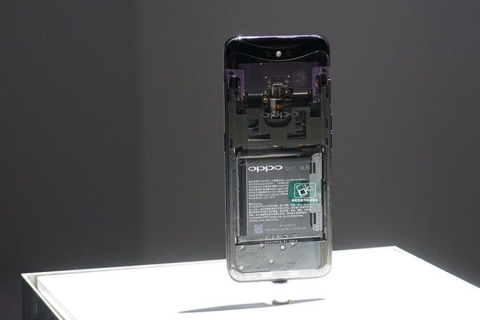 同样是透明设计,OPPO Find X与小米8探索版谁