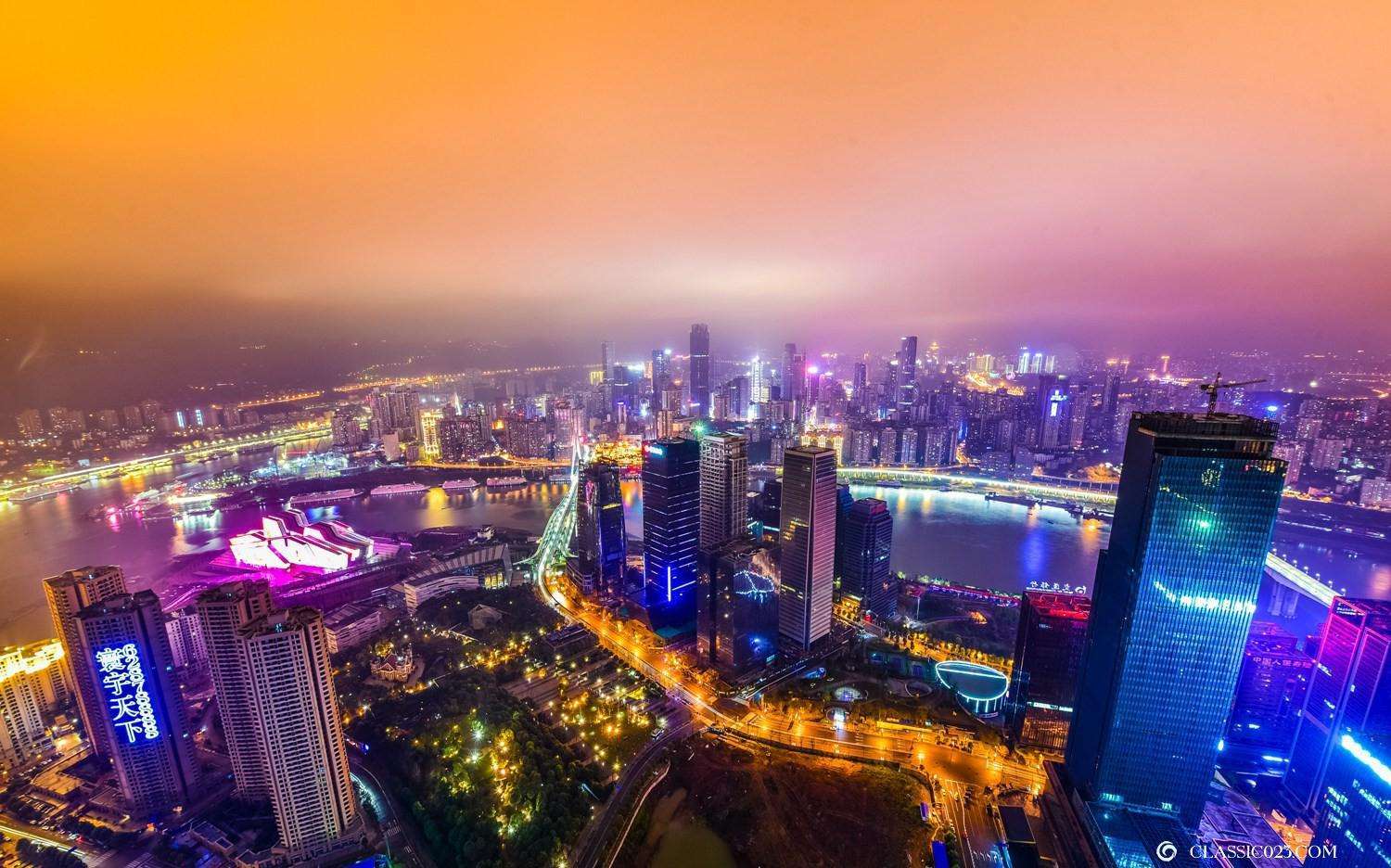 我国西部经济实力最强的两座城市，你认为哪座城市更有发展潜力？