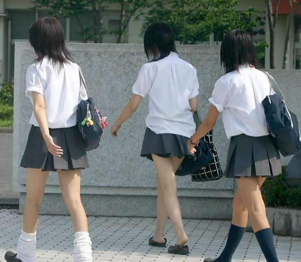 日本女孩的腿为什么很难伸直?说出来你都不一定会相信