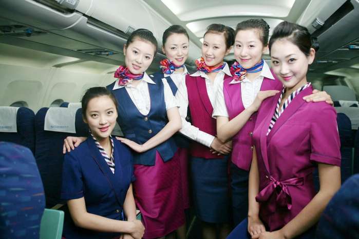 川航事件后,大家为什么还选择川航?网友调侃: