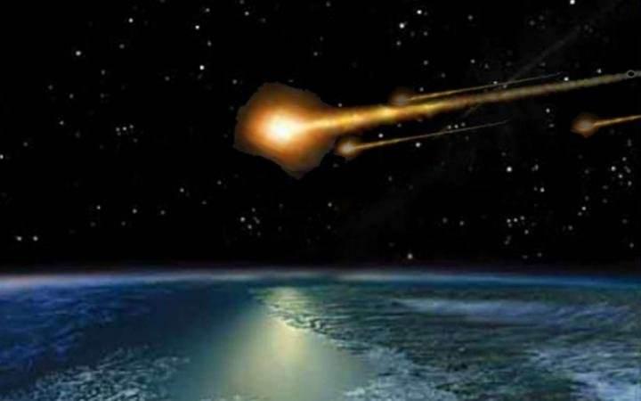 历史将要重演? 一颗小行星运行轨迹异常, 明年