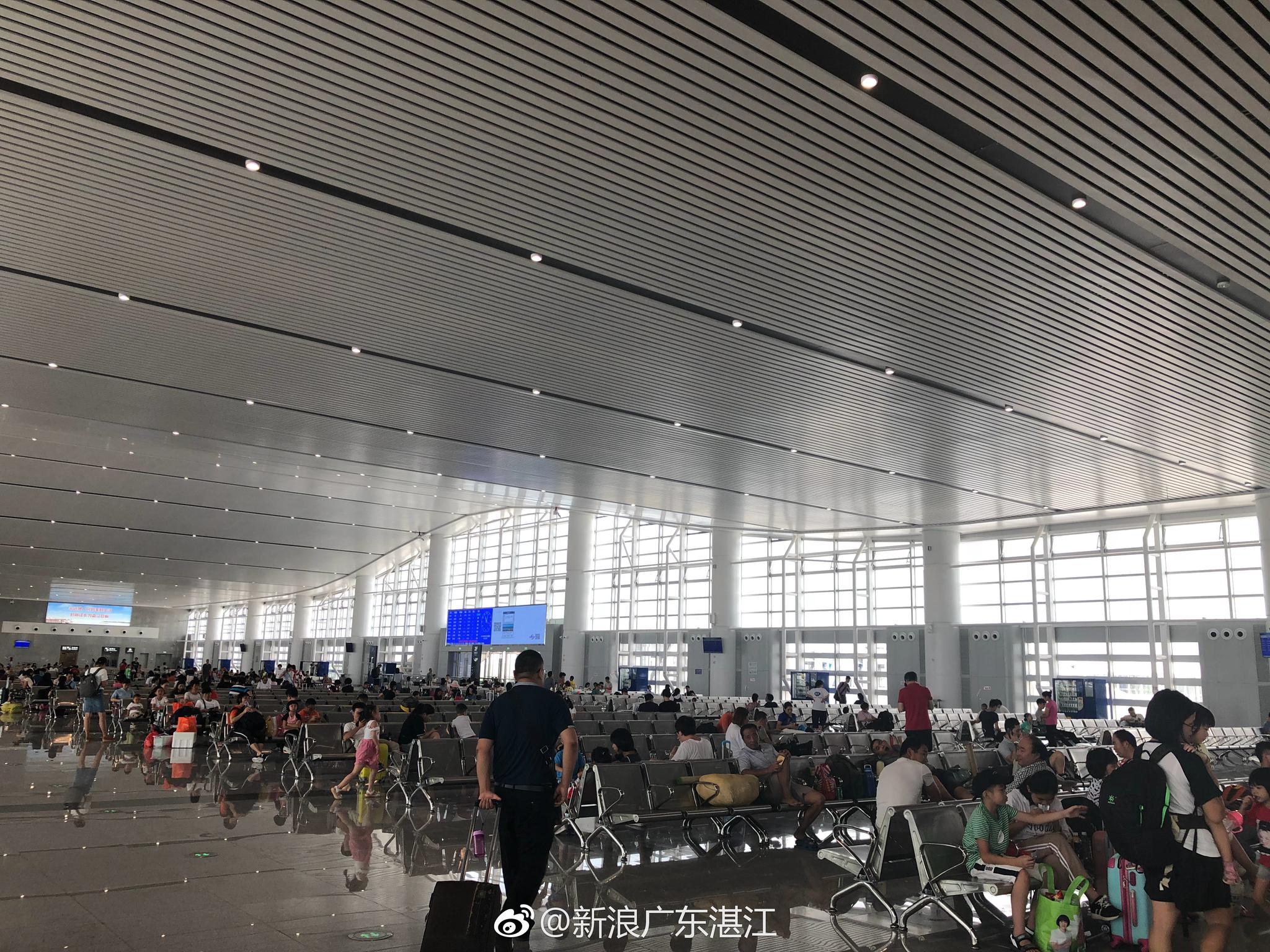 深圳北站部分列车停运,准备坐高铁去上海的朋