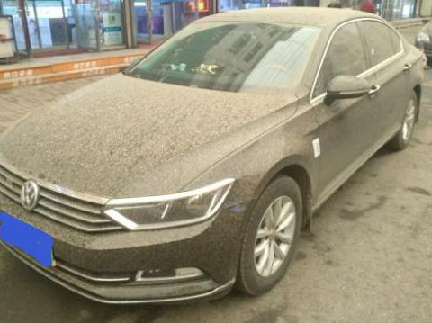 花19.3万元买辆大众迈腾，车主拿到车后就往川藏线上开了一遭