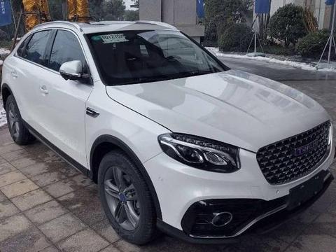 国产版奔驰GLA终于现身，简直一个模子印出来的，奔驰车主要哭了