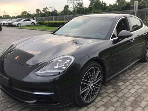178万全款提辆保时捷Panamera，验车时看了车尾后车主忍不住笑了