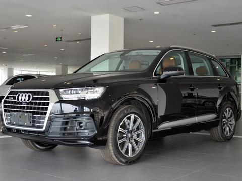 实拍奥迪Q7尊贵版，Quattro加空气悬挂，还是卖不过宝马X5？