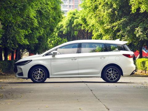 上市前不被看好，结果2月份卖出10368辆，直接笑看别克GL8！