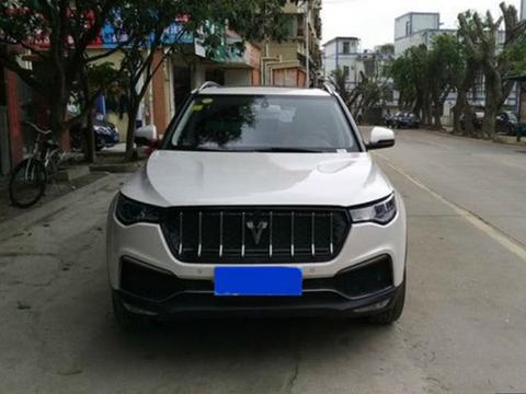 花15.17万元入手众泰T700，改玛莎拉蒂中网车主坦言高了几个档次