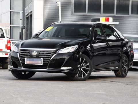 口碑比宝马三系好，销量不到ATSL一半，丰田皇冠究竟哪里错了？