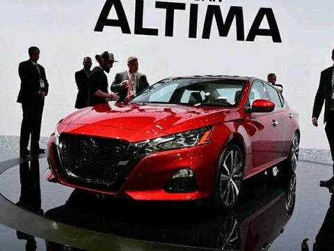 本田雅阁歧视国人不给2.0T: 全新天籁抢先一步上2.0T超强动力