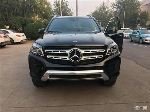 奔驰GLS450SUV车型 仅需6秒即可破百 双天窗高性价比