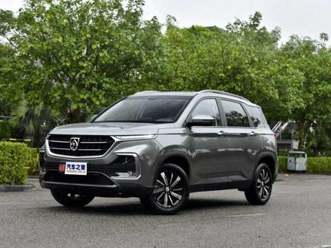 宝骏530手动顶配版本高达12万, 那么还值得购买吗?