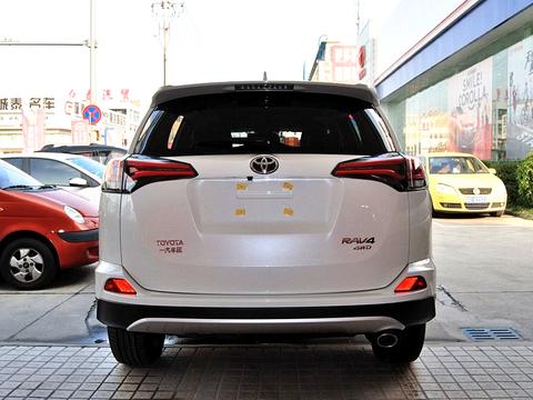 全新一代RAV4荣放终于来了，颜值满分，CR-V碰上硬茬了！