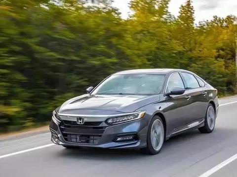 液晶仪表盘氛围灯, 十代雅阁这么丰富的配置, 本田还打算赚钱吗?