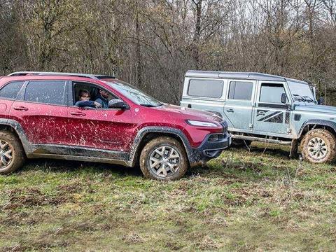 当年纯进口卖50万, 国产后仅卖18万, 这台车号称SUV霸主