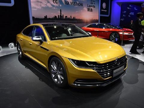 全新大众CC亮相，颜值没得挑，动力一般，网友：就是换壳迈腾