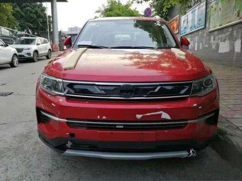 国内首台新款长安CS35到店，外观神似途观L, 预计6万起