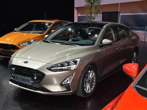 福特这次发飙了！10万就配8AT，还有旋钮换挡，朗逸好日子到头了