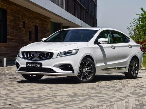 吉利火了！比帕萨特漂亮十倍，油耗4.3L，还买啥雅阁凯美瑞