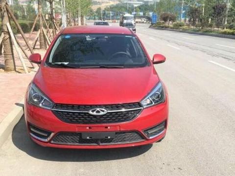 小伙买闷骚红艾瑞泽5多花500元，老婆说这钱花的值！