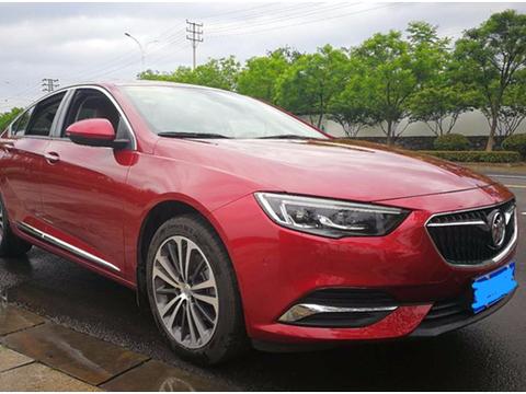 又降4万，20万内最良心B级车，仅14万1.5T配9AT，比迈腾厚道