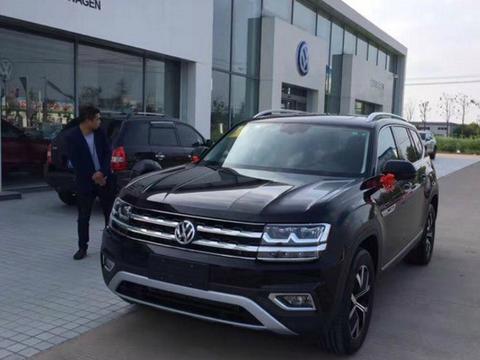 它在同级别无对手，空间没得说，前脸看着像老虎，相当赞