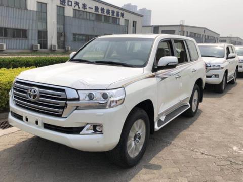 酷路泽中动版4600经典越野来袭强劲动力