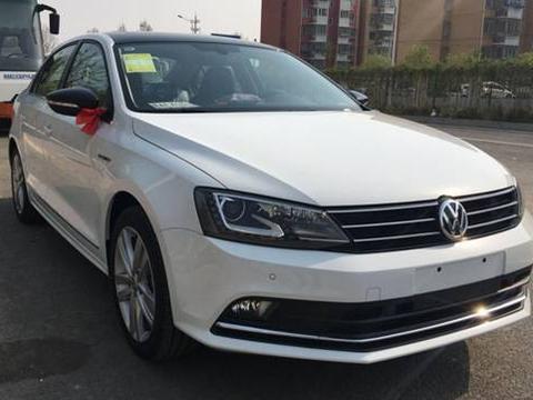 销量第三的速腾又降价！1.2T油耗5.5L，降3万仅12万，比轩逸稳重