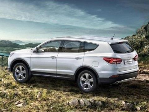 7座4米8多,远看30万,近看20万,内饰70万,其实才十万