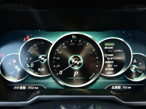 小伙花光所有积蓄提这款SUV，仅开10公里不到就糟心