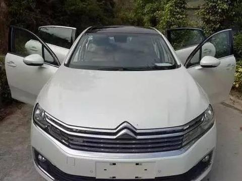 这车曾卖60万,和奔驰E级不相上下,如今仅19万被凯美瑞完虐