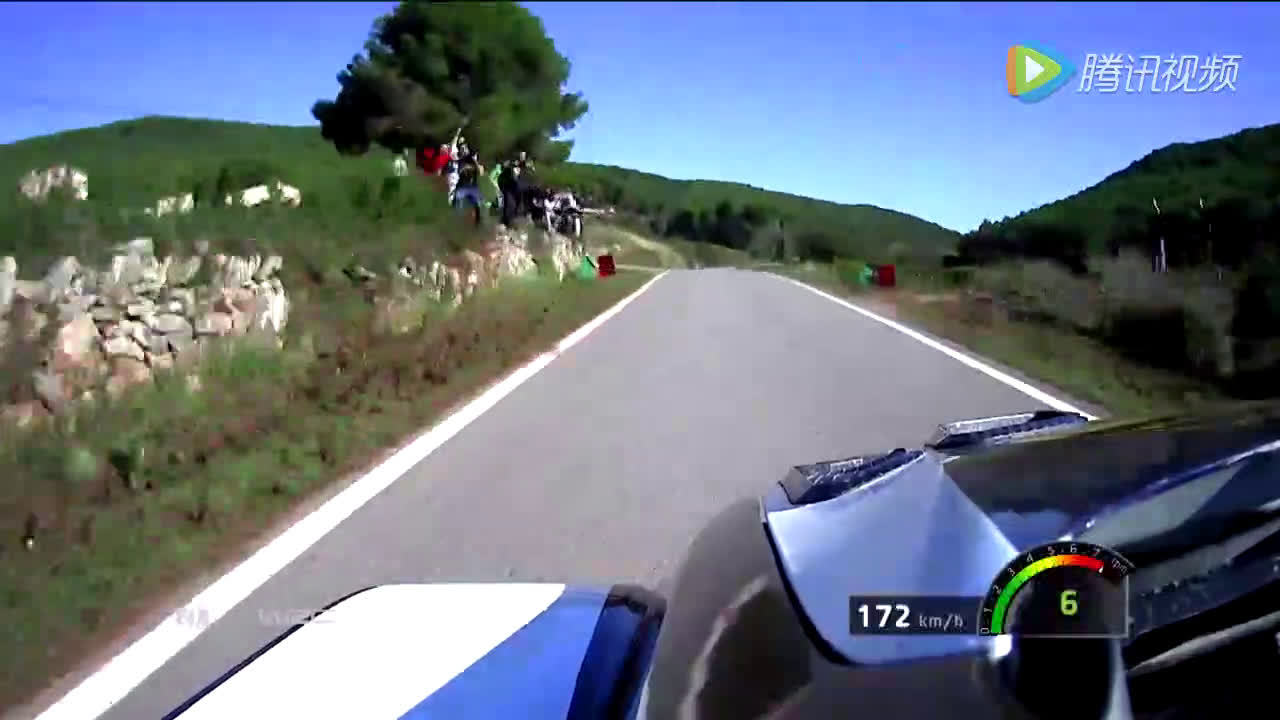 乡间小路190公里通过！WRC车手真的是用命在拼  ​