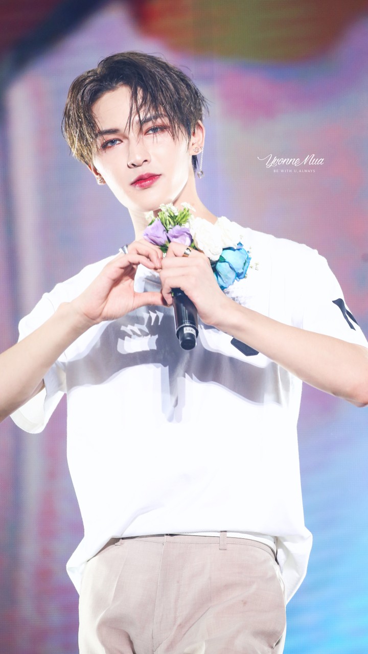 朱正廷深圳见面会,有你的世界便是晴天