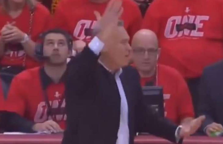 火箭勇士G7争议判罚 难怪德安东尼如此生气