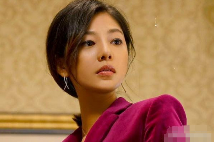 《上海女子图鉴》罗海燕嫁给富豪被甩,最终事业逆袭,爱情事业双丰收