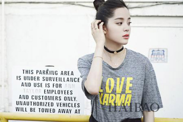 提琴被赶下飞机欧阳娜娜为其发声 网友:率直的