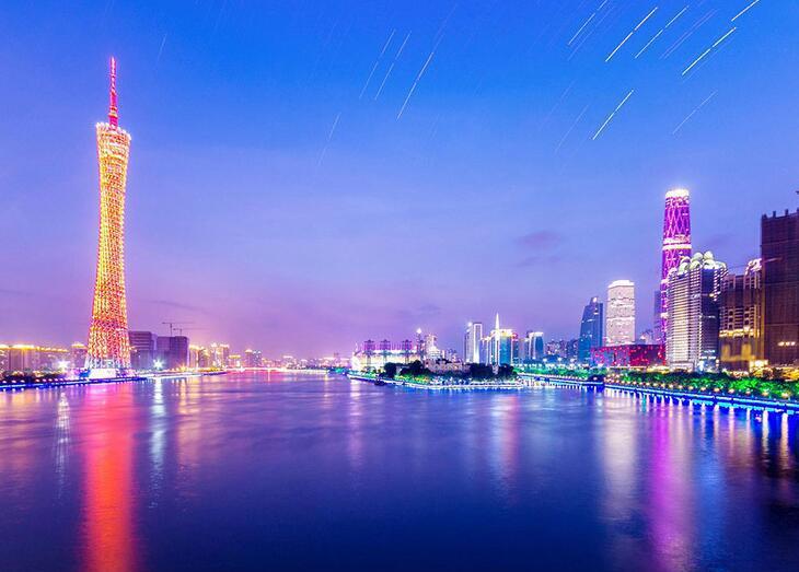 中国一座国际大都市, 人口超越1400万, 被评为