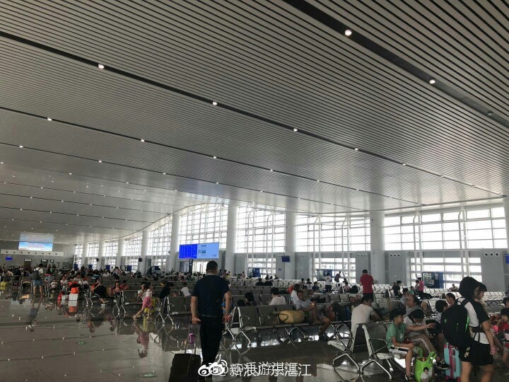 深圳北站部分列车停运,准备坐高铁去上海的朋