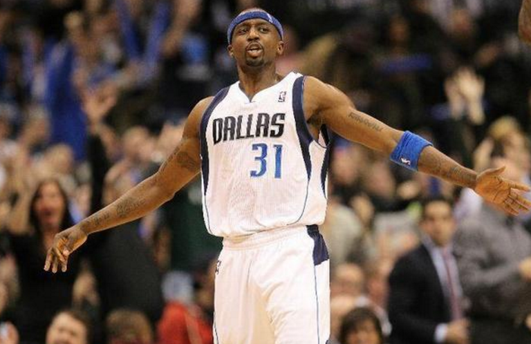 NBA现役球员常规赛总出场次数排名:詹皇、帕