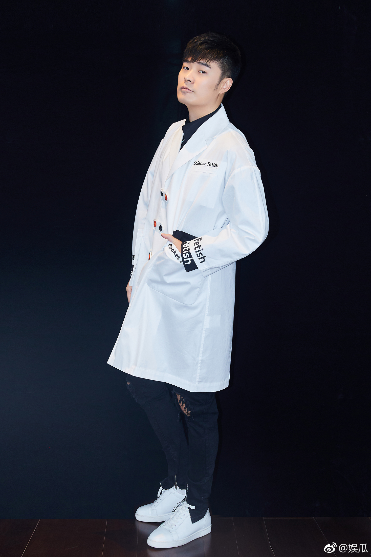 爱情公寓十年庆生会在上海举行,陈赫和各位主