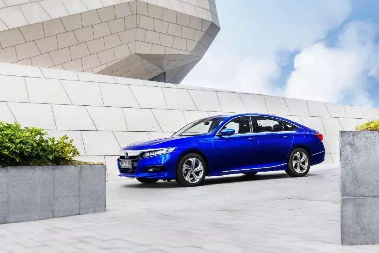 钟观 | 轿车回归，属于第十代雅阁的时代来了