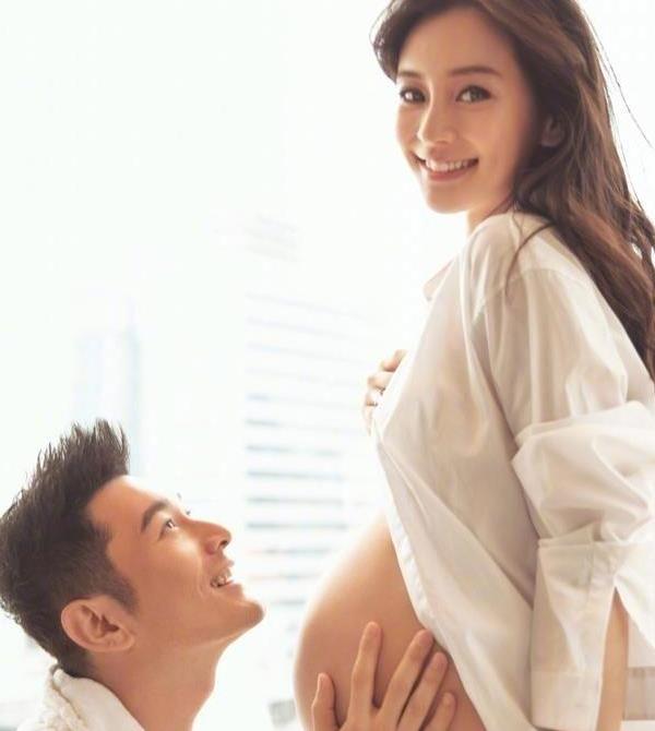 女星孕照大全: 谢娜素颜出镜, 蒋勤勤怀孕做瑜伽, 杨幂看不出怀孕