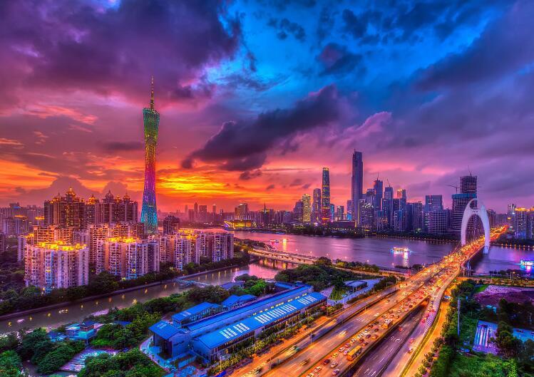 中国一座国际大都市, 人口超越1400万, 被评为